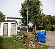 Netvarkingai tvarkomos &scaron;iuk&scaron;lės ir lauko tualetas Naujininkų gatvėje