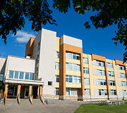 Molėtų pradinė mokykla