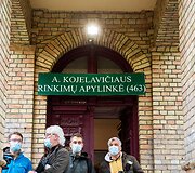 Prezidentas Gitanas Nausėda su pirmąja ponia Diana atvyko balsuoti LR Seimo rinkimuose