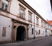 Namas Bernardinų gatvėje