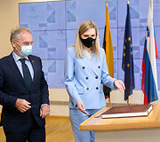 Ale&scaron; Hojs ir Agnė Bilotaitė