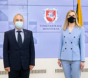 Ale&scaron; Hojs ir Agnė Bilotaitė