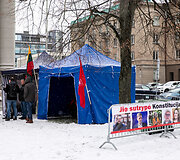 &bdquo;Lietuvos &scaron;eimų sąjūdžio&ldquo; protesto akcija prie Seimo