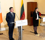 Paschalis Donohoe ir Gintarė Skaistė