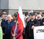 Vilniaus kra&scaron;to lenkų protesto akcija lenkų mokykloms apginti