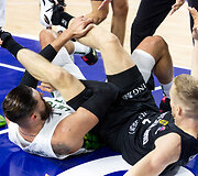 Jonas Valančiūnas, Nielsas Giffey
