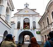 Lietuvos Prezidentinės ir Belgijos Karali&scaron;kosios poros apsilankymas Au&scaron;ros vartų koplyčioje