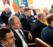 Seimo opozicinės frakcijos susitiko su vidaus reikalų ministre A.Bilotaite