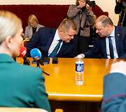 Dainius Gaižauskas, Saulius Skvernelis