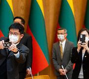 Seime lankosi Taivano verslo atstovų delegacija