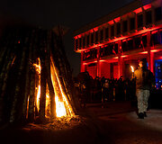 Atminimo laužų uždegimo ceremonija Nepriklausomybės aik&scaron;tėje