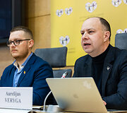 Renatas Liberis, Aurelijus Veryga