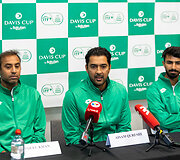 Aqeelas Khanas, Aisamas Qureshi, Muhammadas Shoaibas
