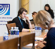 Spaudos konferencija apie kompensacijų i&scaron;mokėjimą Holokausto aukoms ir jų palikuonims