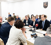 Susisiekimo ministras susitiko su Seimo Demokratų sąjungos &bdquo;Vardan Lietuvos&ldquo; frakcija