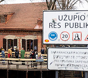 Apeiginės maudynės &bdquo;&Scaron;altos undinės kar&scaron;tame vandenyje&ldquo;