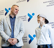 Mindaugas &Scaron;pokas, Dominika Banevič