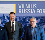 Garry Kasparovas, Gabrielius Landsbergis, Michailas Chodorkovskis