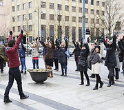 &bdquo;One Billion Rising&ldquo; akcija kovai su smurtu prie&scaron; moteris