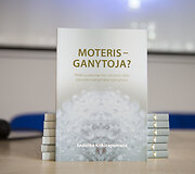 Knygos pristatymo akimirka