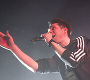 &bdquo;Bastille&ldquo; koncerto akimirka