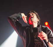 &bdquo;Bastille&ldquo; koncerto akimirka