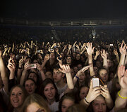 &bdquo;Bastille&ldquo; koncerto akimirka