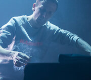 &bdquo;Ten Walls&ldquo; debiutinio albumo pristatymo akimirka