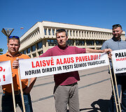 Aludarių piketo akimirka