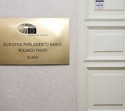 Rolando Pakso biuras
