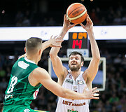 Darju&scaron; Lavrinovič