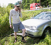 Į Nerį įlėkė automobilis