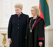 Dalia Grybauskaitė Jurgita Ali&scaron;auskaitė