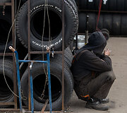 Padangų prekyba Gariūnų automobilių turguje