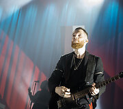 &bdquo;Hurts&ldquo; koncerto akimirka