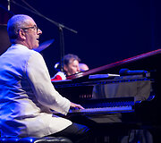 Glenno Millerio orkestro koncerto akimirka