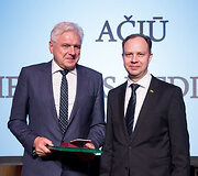 Lietuvos medikų apdovanojimų ceremonijos akimirka