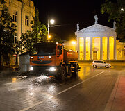 &bdquo;Grinda&ldquo; drėkina Vilniaus gatves