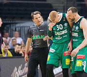 Aaronas White'as ir Artūras Milaknis