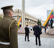 Valstybinės vėliavos pakėlimo ceremonija
