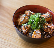 Sake Don &bdquo;Gyoza&ldquo; bare