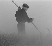 Kadras i&scaron; R.Verbos filmo &bdquo;Senis ir žemė&ldquo;