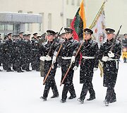 I&scaron;kilminga vėliavos perdavimo naujajam LKA vir&scaron;ininkui ceremonija