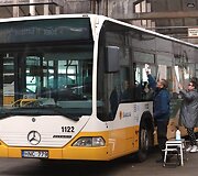 &Scaron;iauliuose &ndash; Lietuvos partizanų nuotraukomis ir citatomis papuo&scaron;ti autobusai