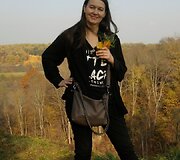 po koncerto Sudervės bažnyčioje festivalio &Scaron;okoladinis Mocartas Lietuvoje metu. Ant Buivydų piliakalnio