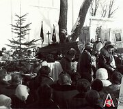 Kunigo Juozo Zdebskio laidotuvės. Lazdijų r., Rudamina. 1986 m. vasario 10 d.