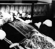 Kunigo Juozo Zdebskio laidotuvės. Lazdijų r., Rudamina. 1986 m. vasario 9 d.