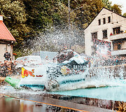 Kauną sudrebino įspūdingos &bdquo;Red Bull muilinių lenktynės&ldquo;