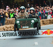 Kauną sudrebino įspūdingos &bdquo;Red Bull muilinių lenktynės&ldquo;