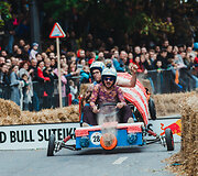 Kauną sudrebino įspūdingos &bdquo;Red Bull muilinių lenktynės&ldquo;